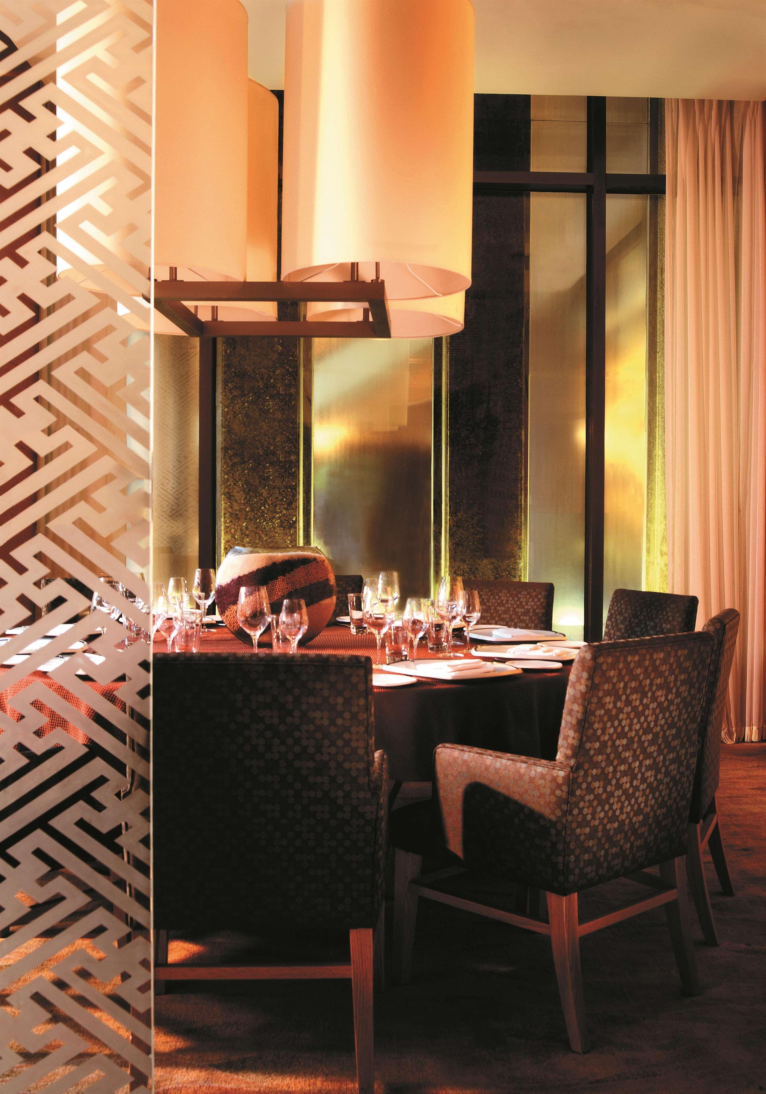 Shangri-la Hotel