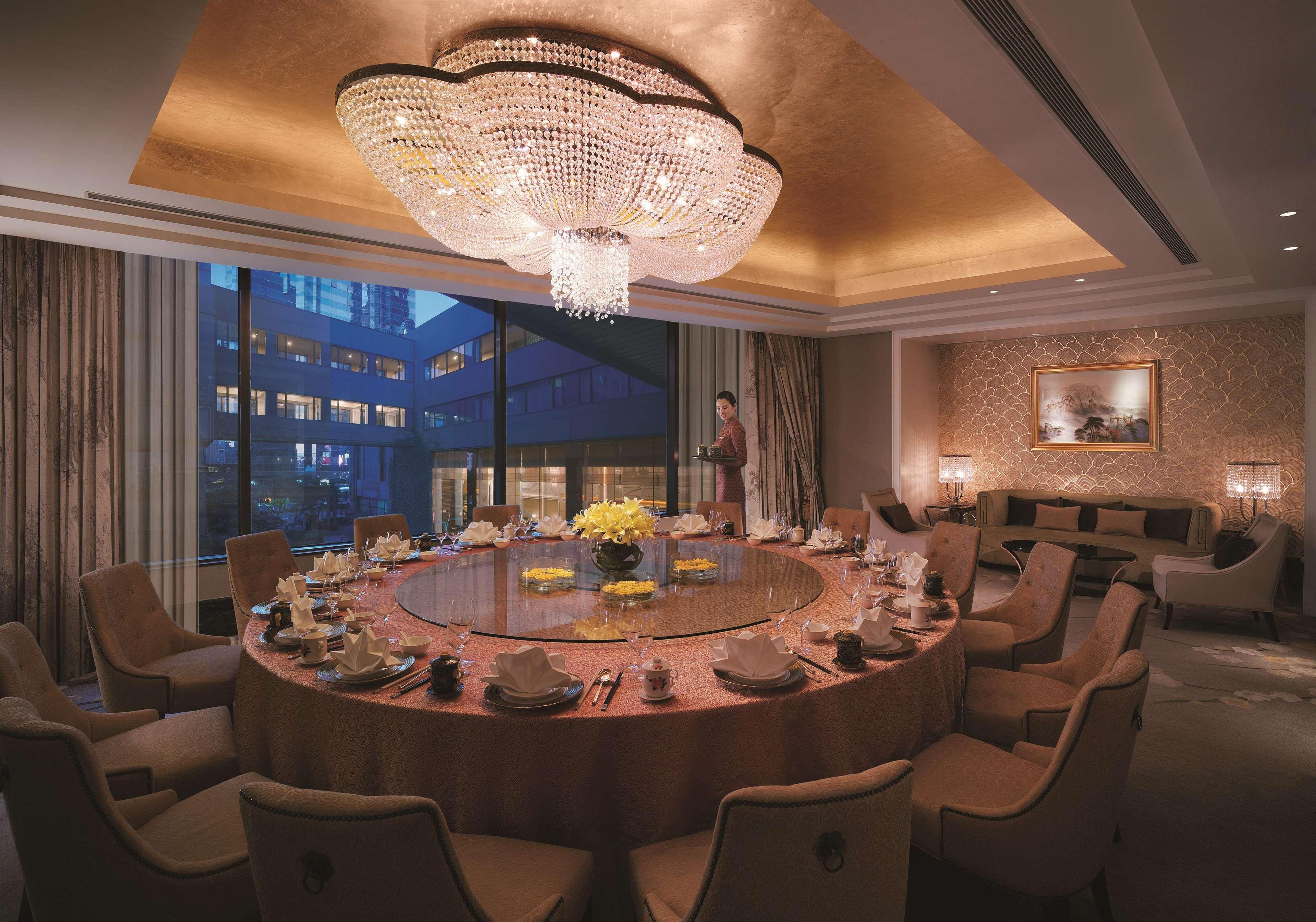 Shangri-la Hotel