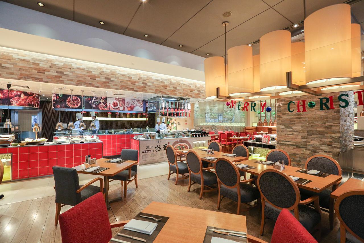 Hotel Shangri-la 5*