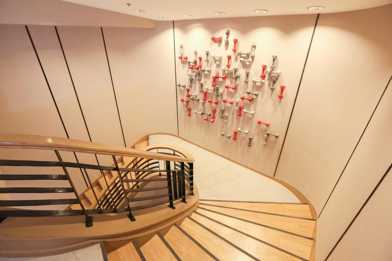 Hotel Shangri-la 5*